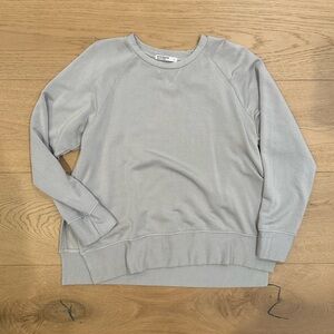 Stateside Women's Gray Sweatshirt